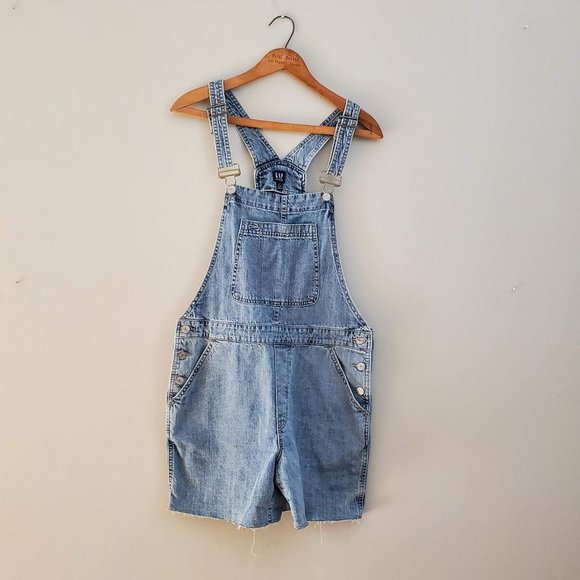 GAP Pants - GAP raw hem short overalls, Size M, like new!